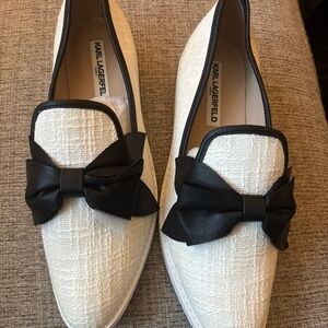 Karl Lagerfeld Cream Loafers with Black Bow